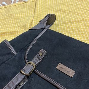 MATT&NAT crossbody messenger purse